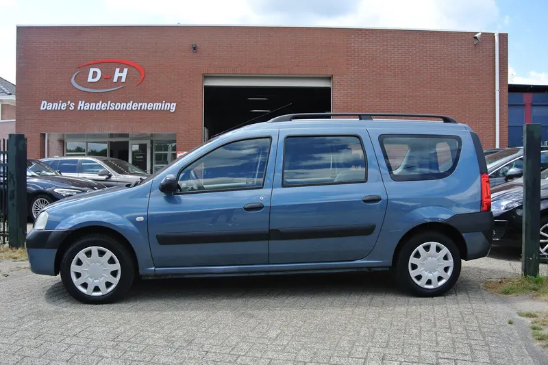 Dacia Logan MCV (2008)