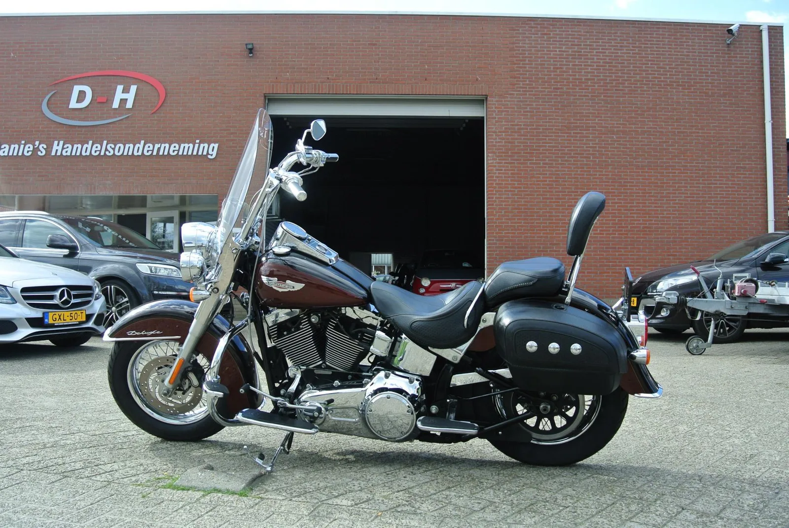 Harley-Davidson Flstn Softail Deluxe (2011) — foto 1