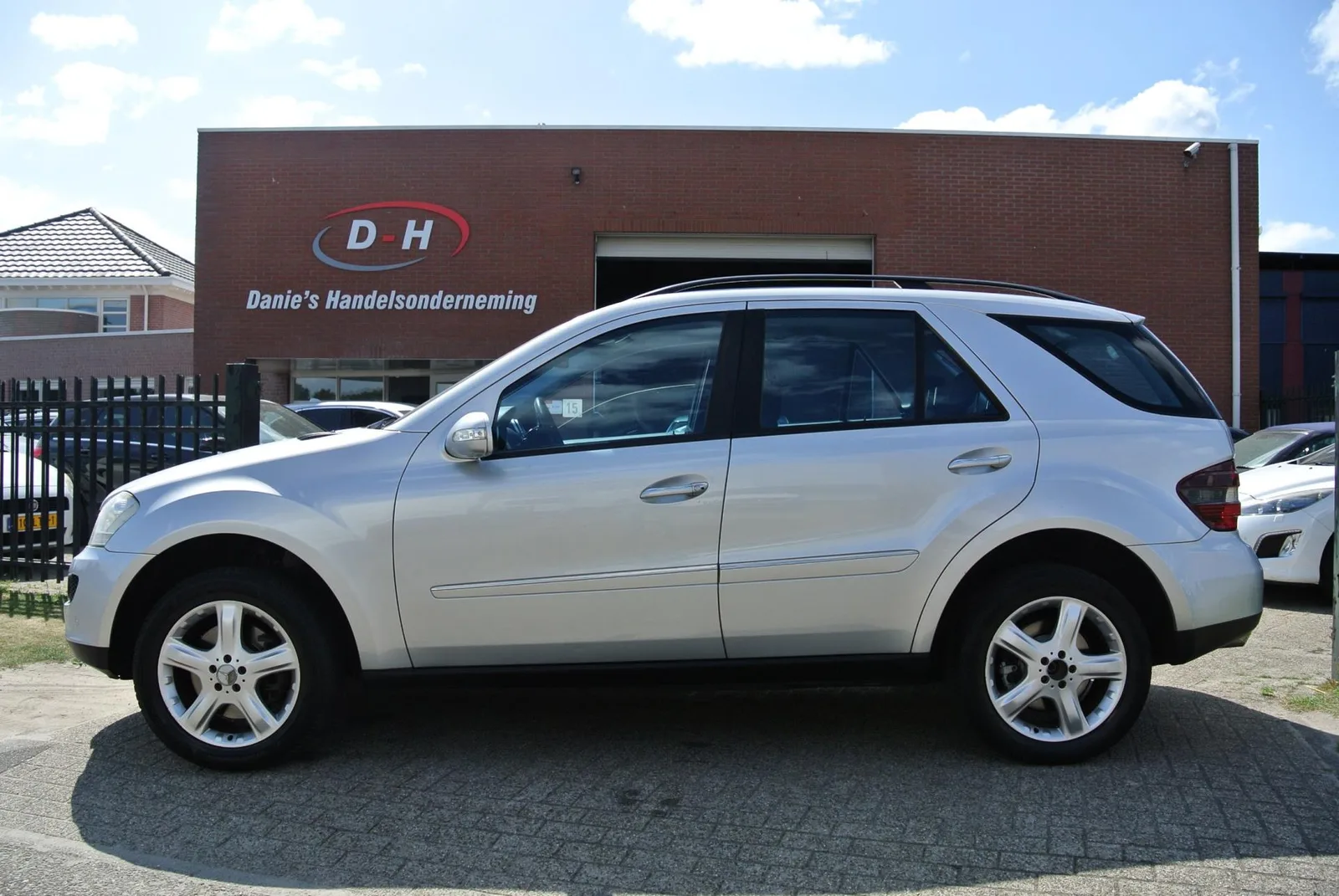 Mercedes-Benz ML-Klasse (2006) — foto 1