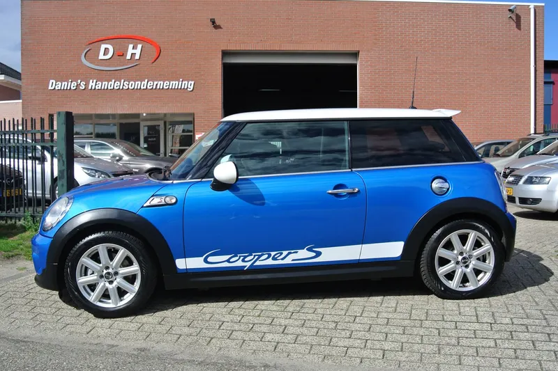 MINI Cooper S (2010)