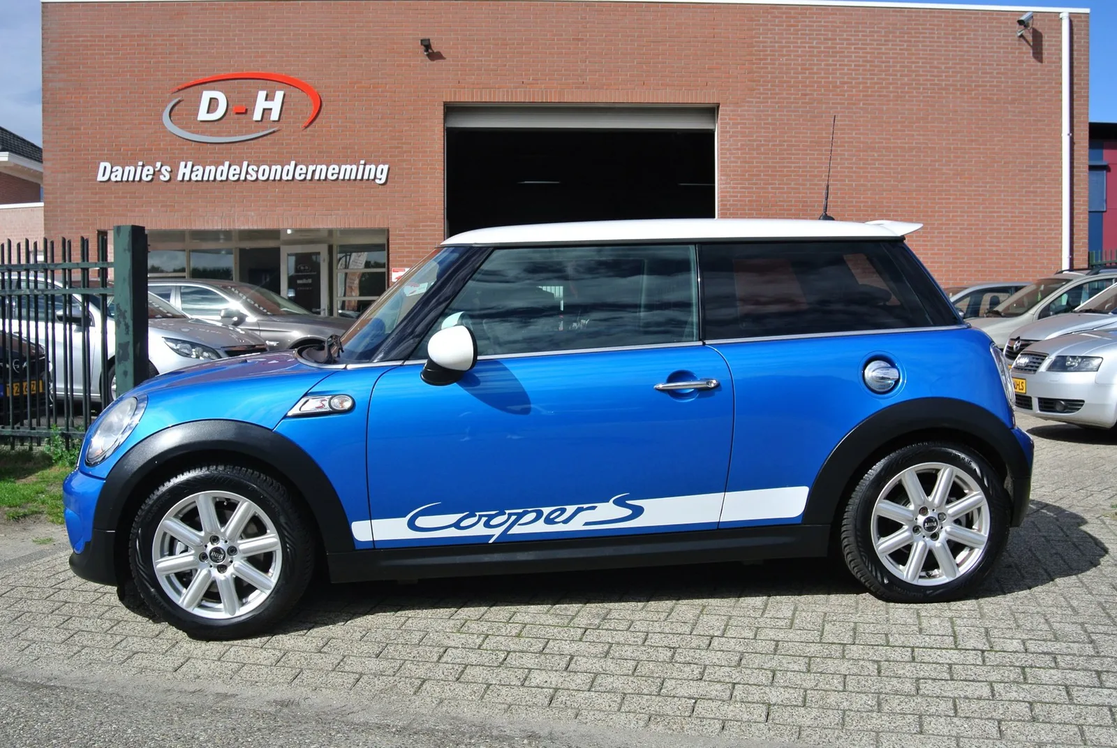 MINI Cooper S (2010) — foto 1