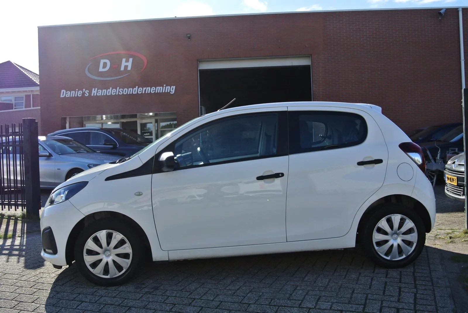 Peugeot 108 (2015) — foto 1