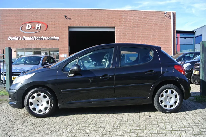 Peugeot 207 (2009)
