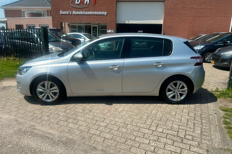 Peugeot 308 (2014)
