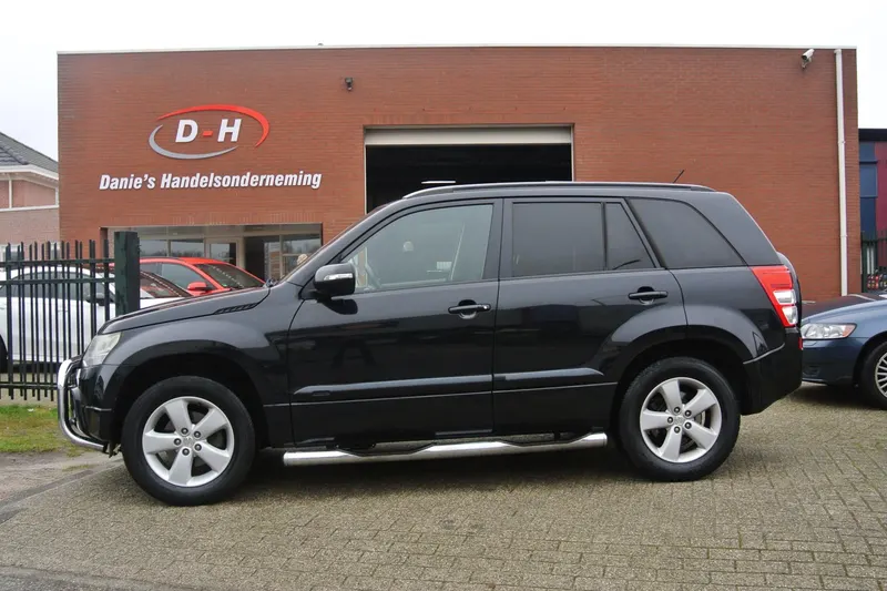 Suzuki Grand Vitara (2010)