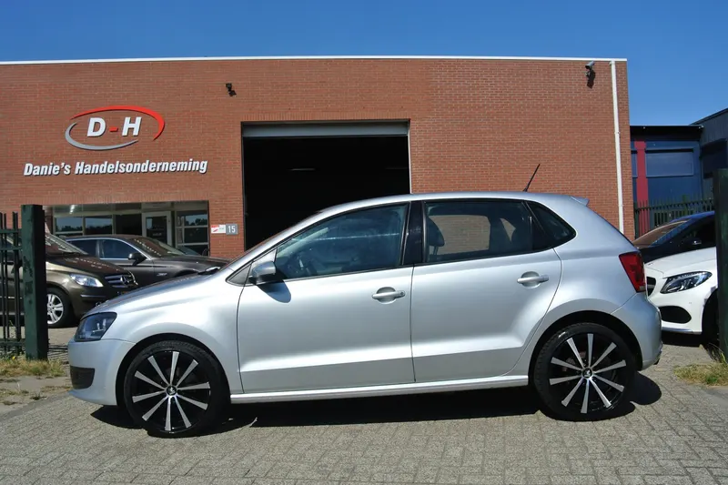 Volkswagen Polo (2009)