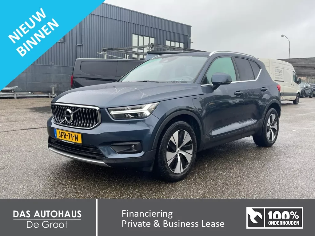 Volvo XC40 (2021) — foto 1