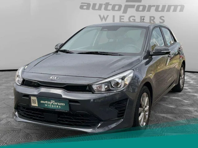 Kia Rio (2021) — foto 1