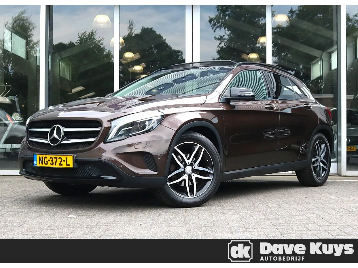 Mercedes-Benz GLA (2017) — foto 1