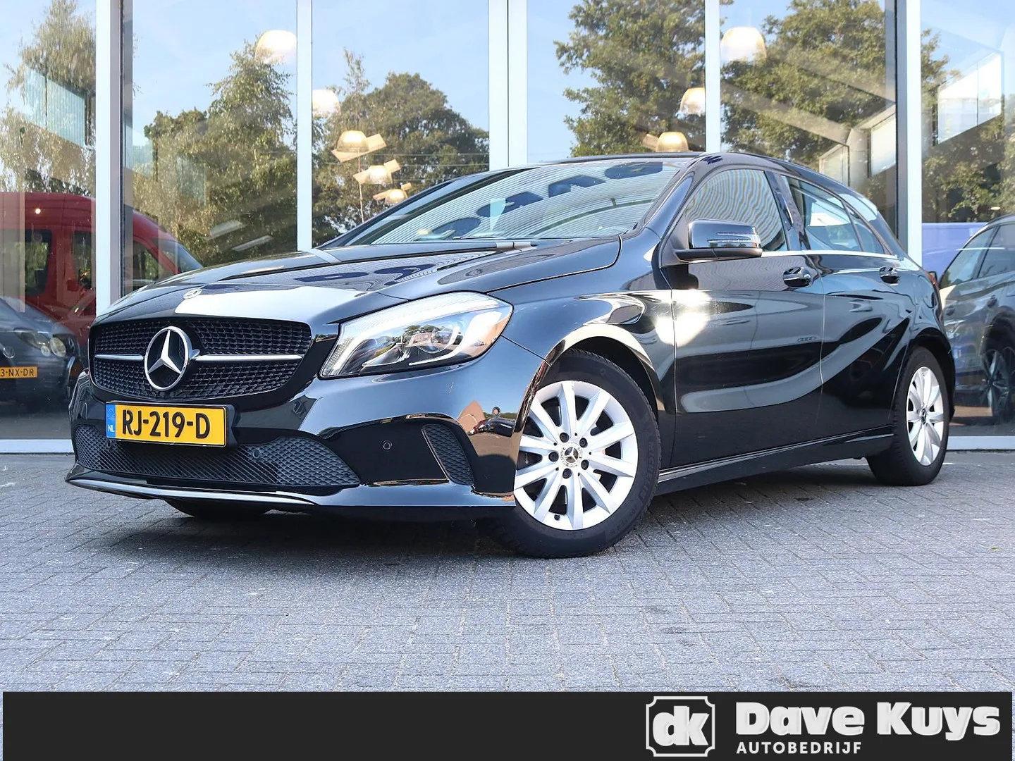 Mercedes-Benz A-Klasse (2017) — foto 1