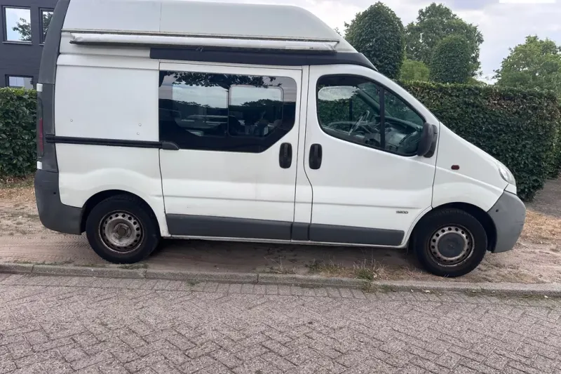 Opel Vivaro (2004)
