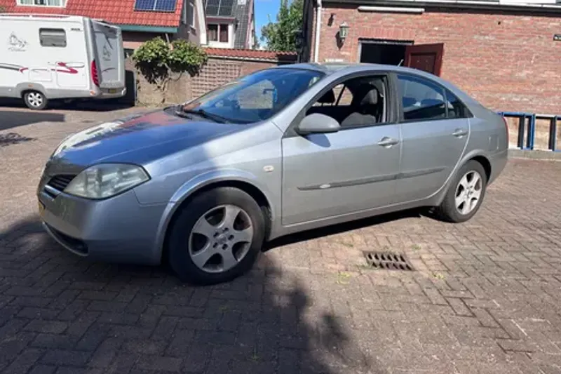 Nissan Primera (2003)