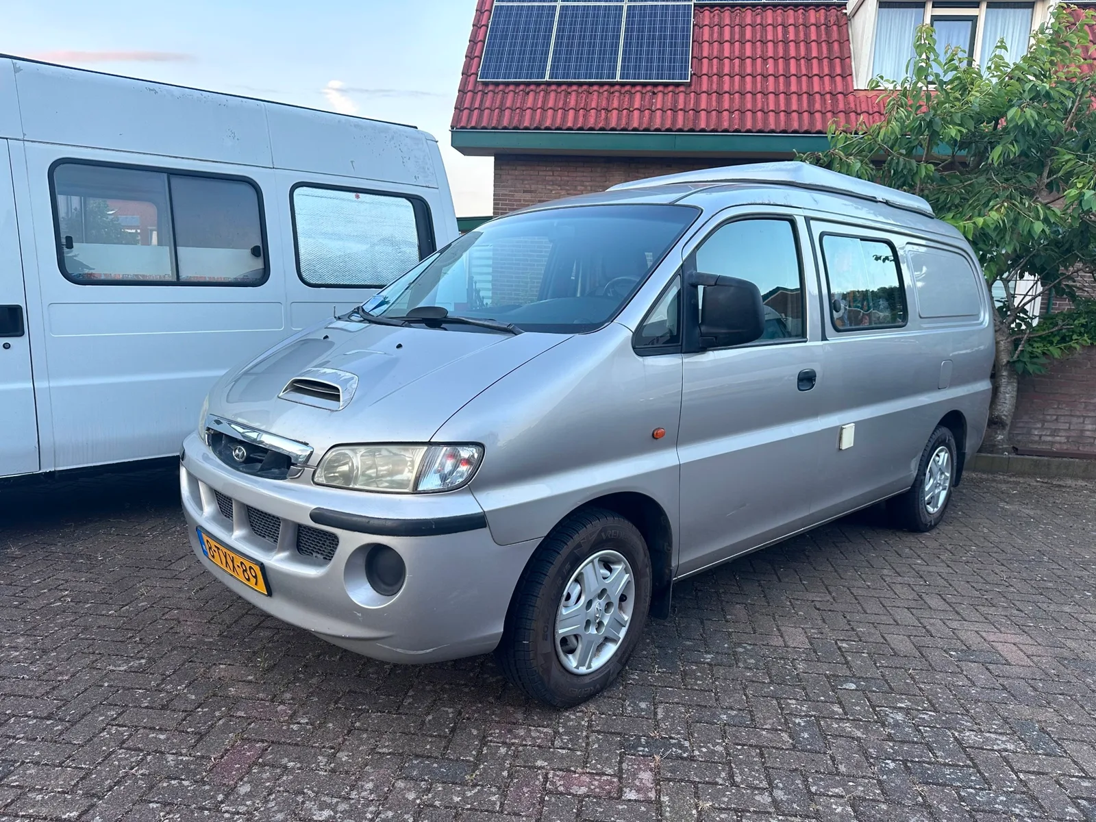 Hyundai H200 (2004) — foto 1