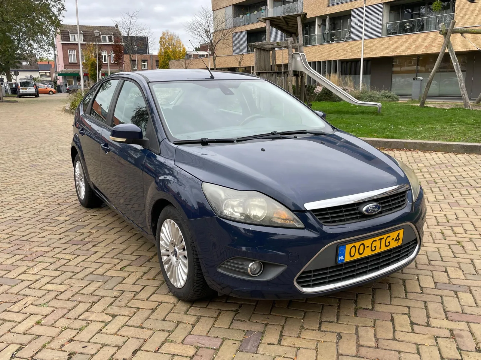Ford Focus (2008) — foto 1