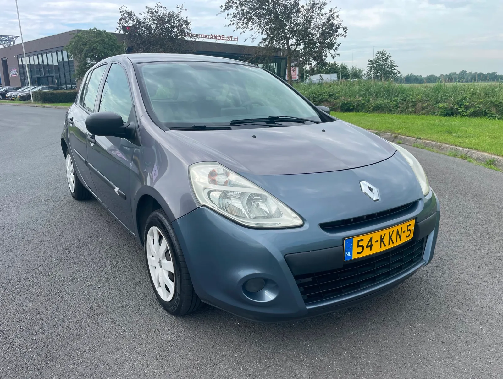 Renault Clio (2010) — foto 1