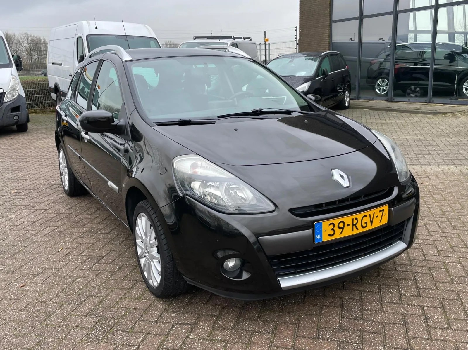 Renault Clio (2011) — foto 1