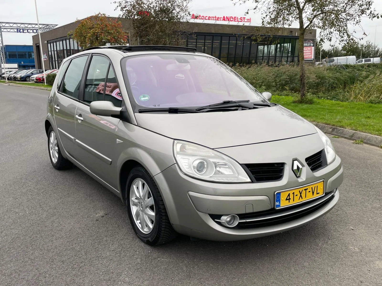 Renault Scénic (2007) — foto 1