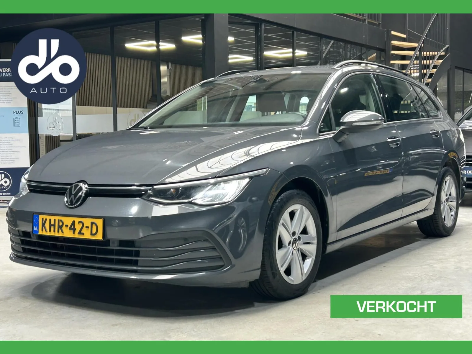 Volkswagen Golf (2021) — foto 1