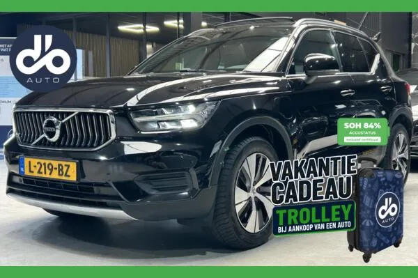 Volvo XC40 (2021) — foto 1