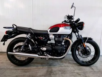 TRIUMPH BONNEVILLE (2025) — foto 1