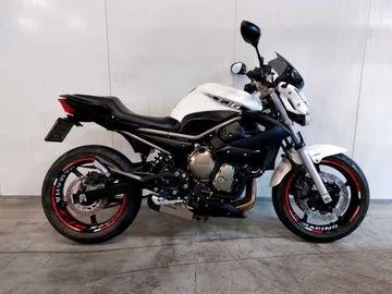 Yamaha XJ6 (2012) — foto 1