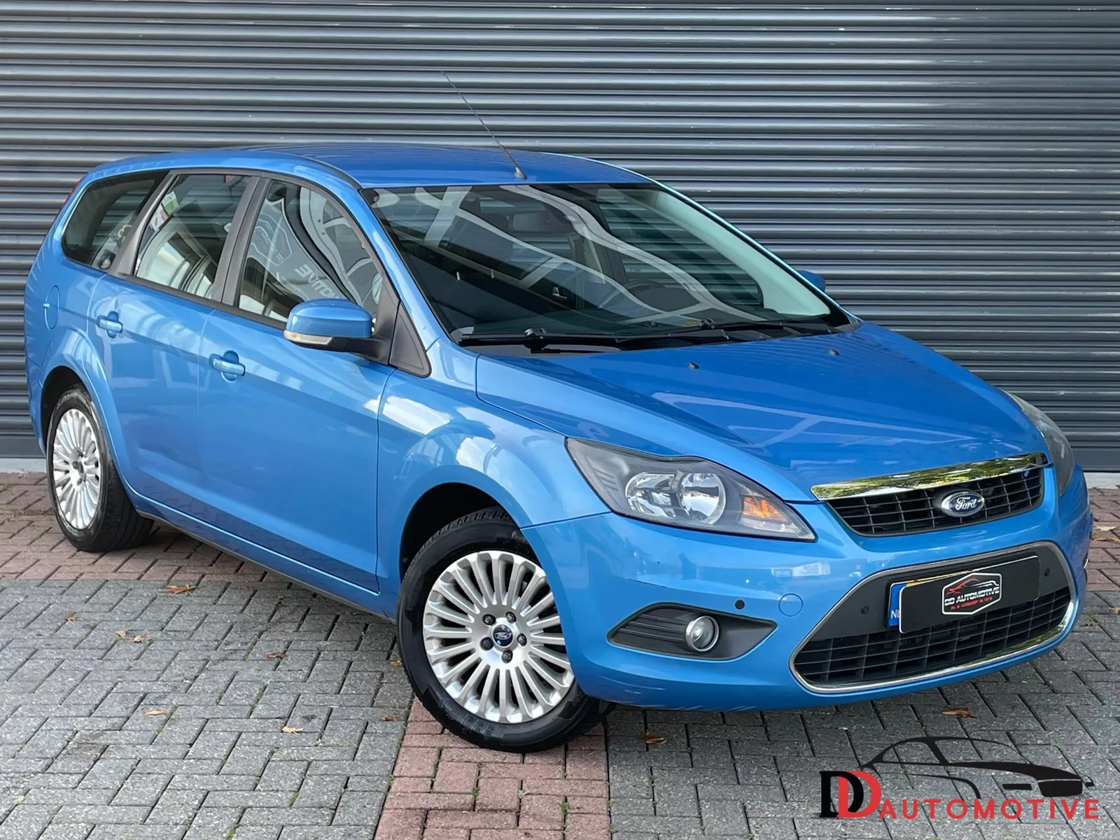 Ford Focus (2010) — foto 1