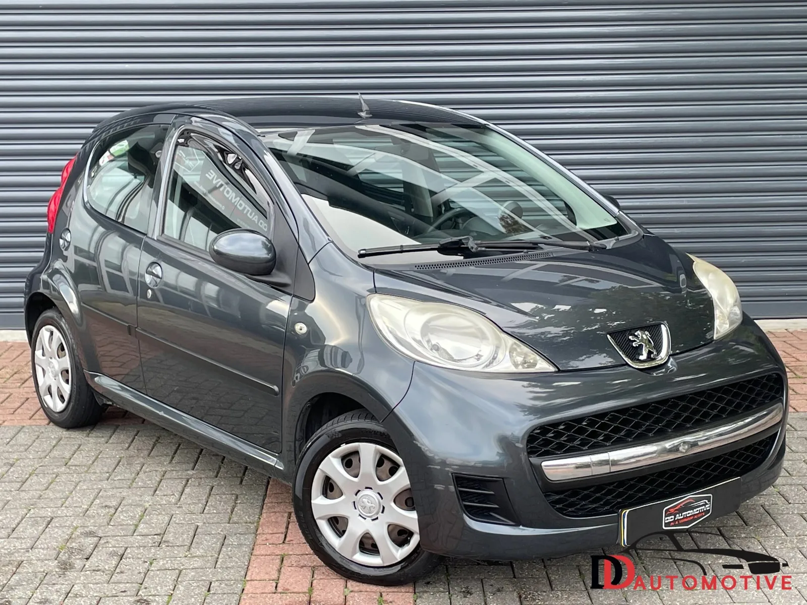 Peugeot 107 (2011) — foto 1
