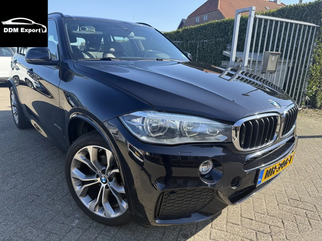 BMW X5 (2017) — foto 1