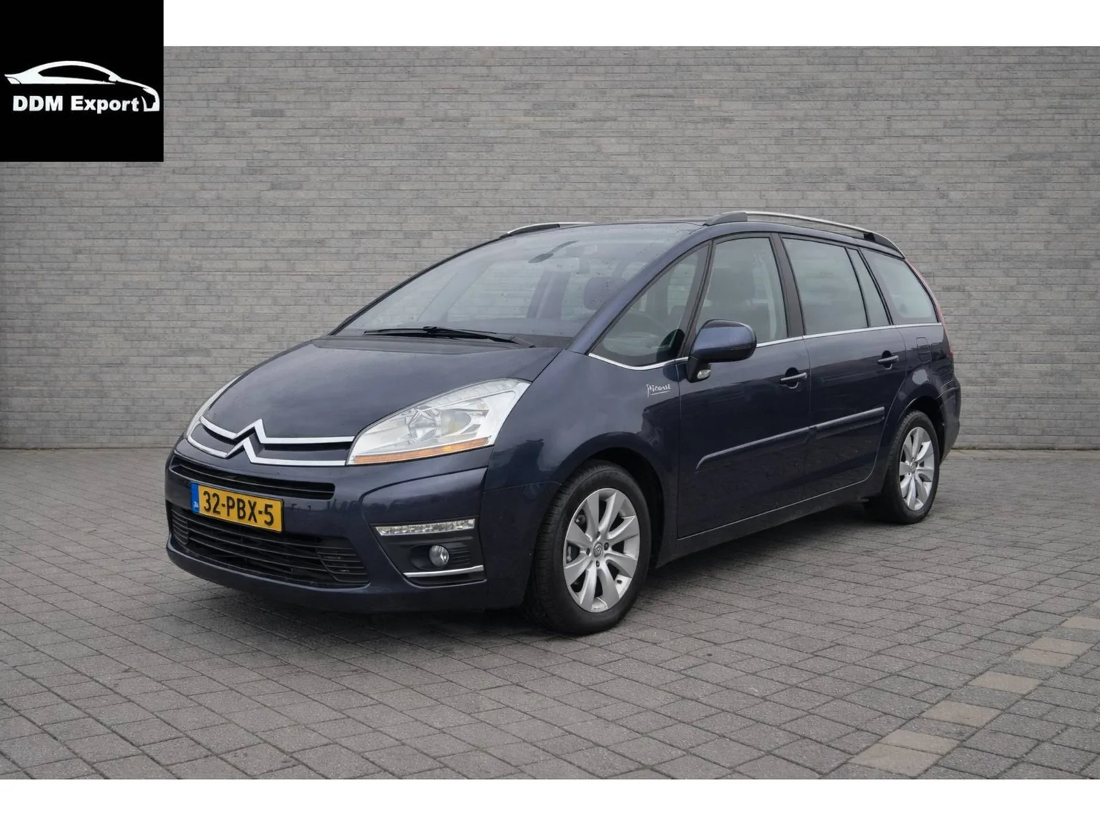 Citroën Grand C4 Picasso (2011) — foto 1