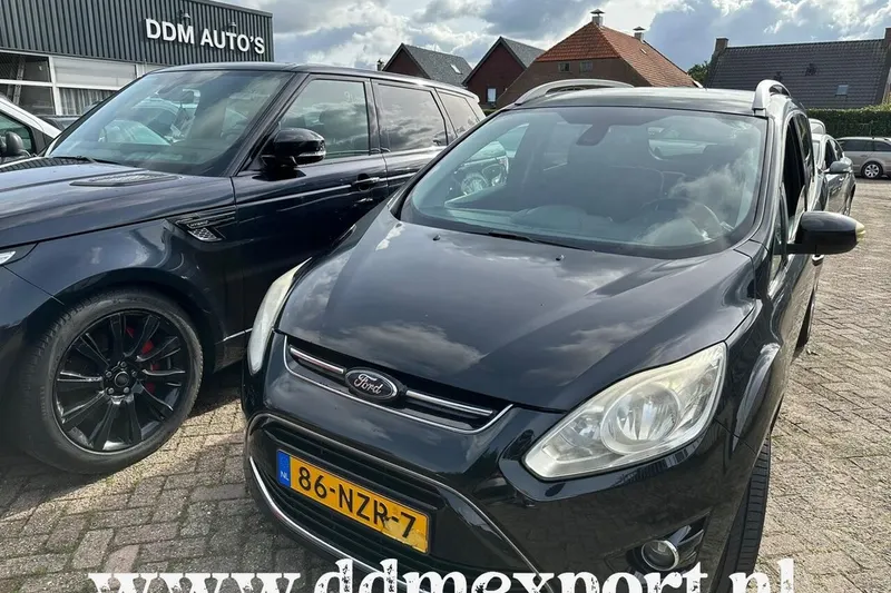 Ford Grand (2011)