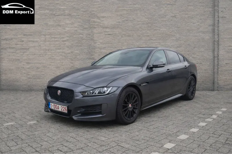 Jaguar XE (2018)