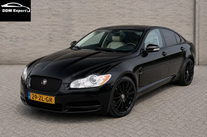 Jaguar XF (2008)
