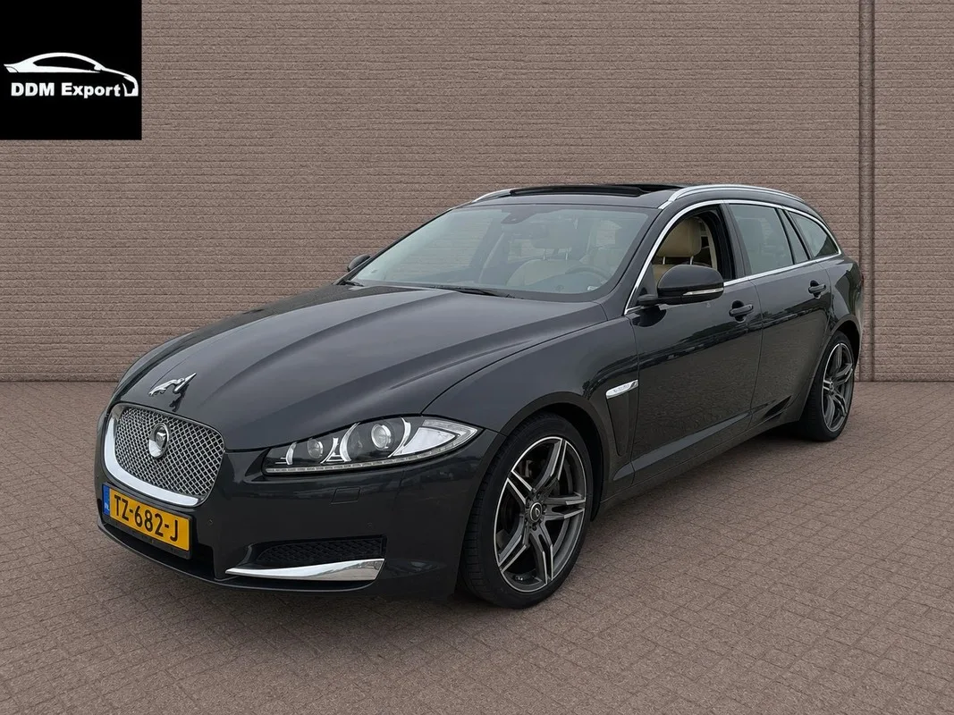 Jaguar XF (2013) — foto 1