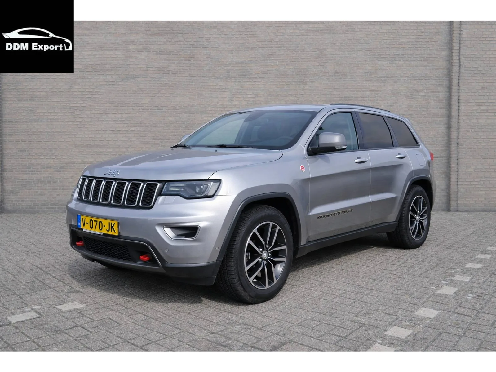 Jeep Grand (2017) — foto 1