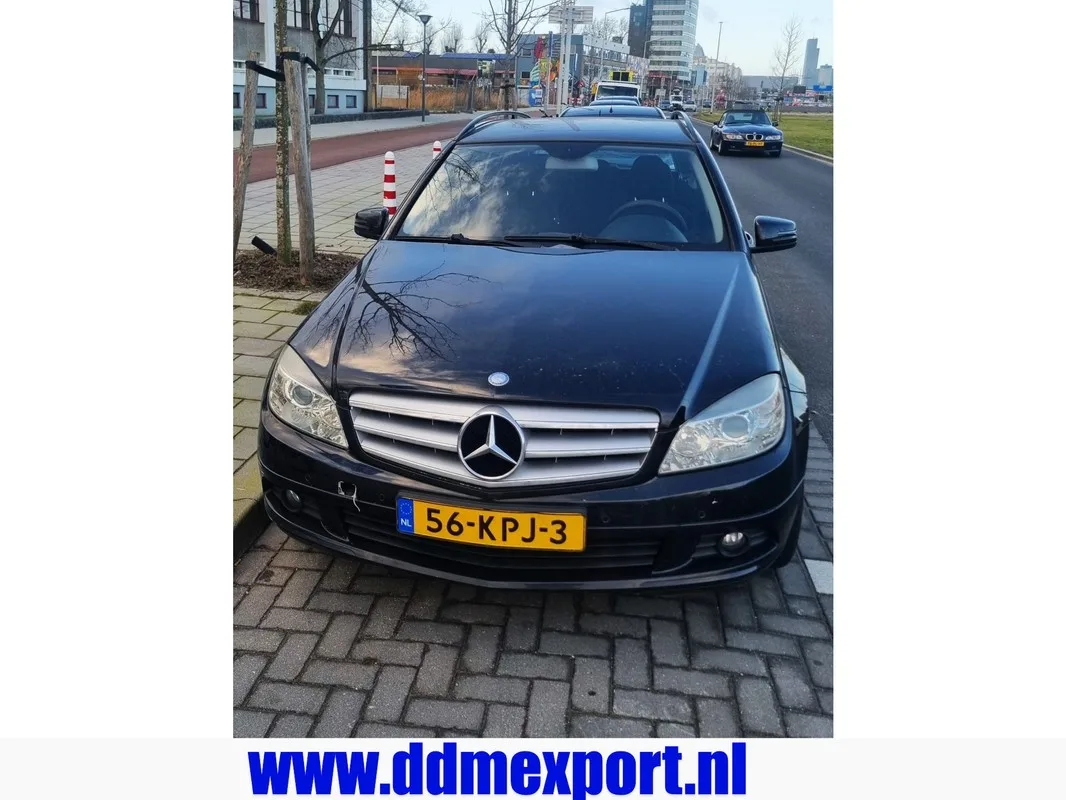 Mercedes-Benz C-Klasse (2010) — foto 1