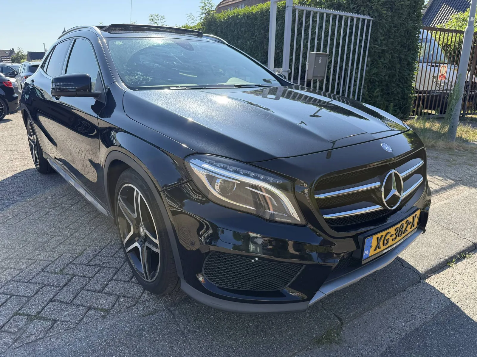 Mercedes-Benz GLA (2017) — foto 1