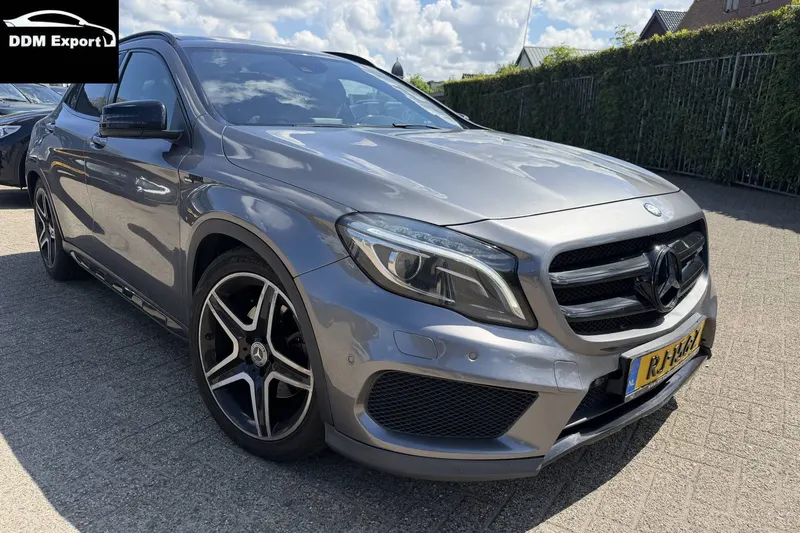 Mercedes-Benz GLA (2014)