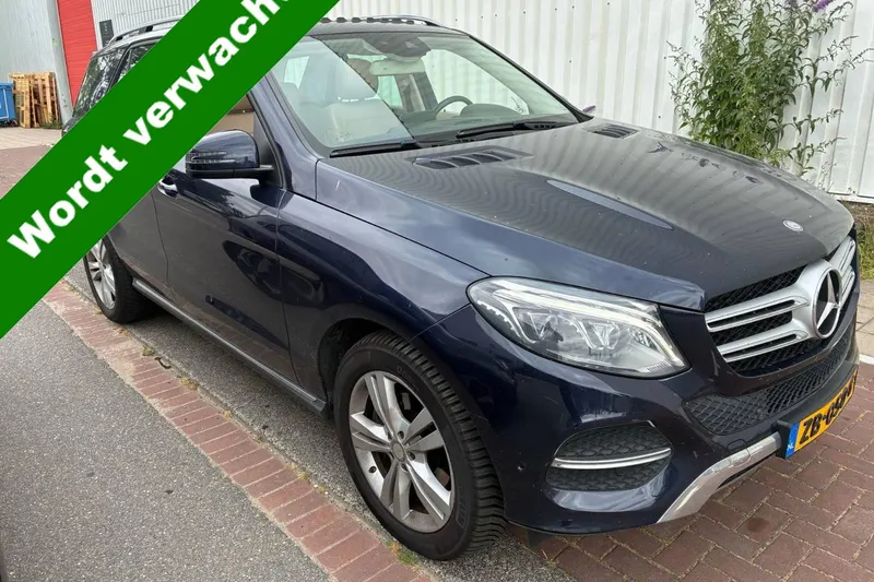 Mercedes-Benz GLE (2015)