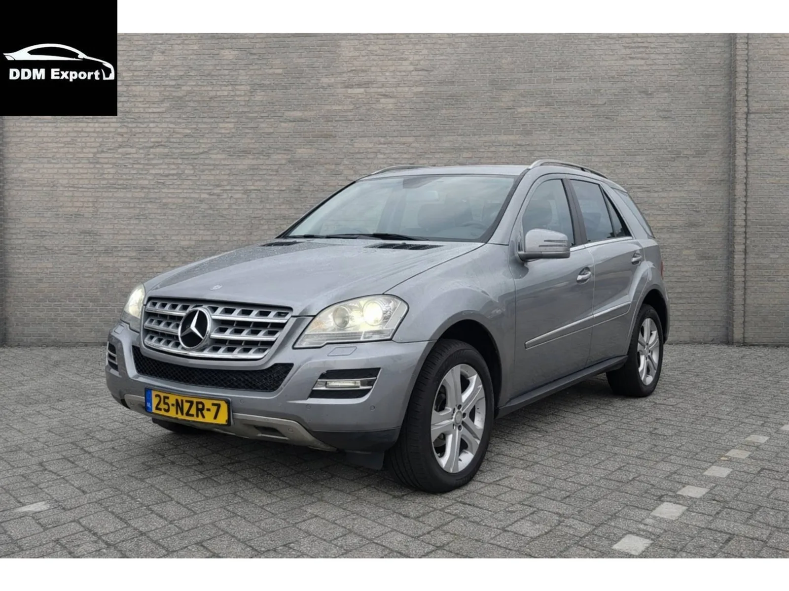 Mercedes-Benz ML-Klasse (2011) — foto 1