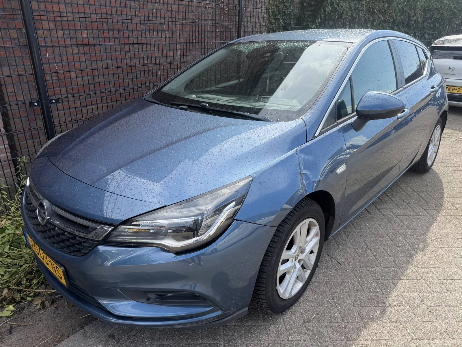 Opel Astra (2016) — foto 1