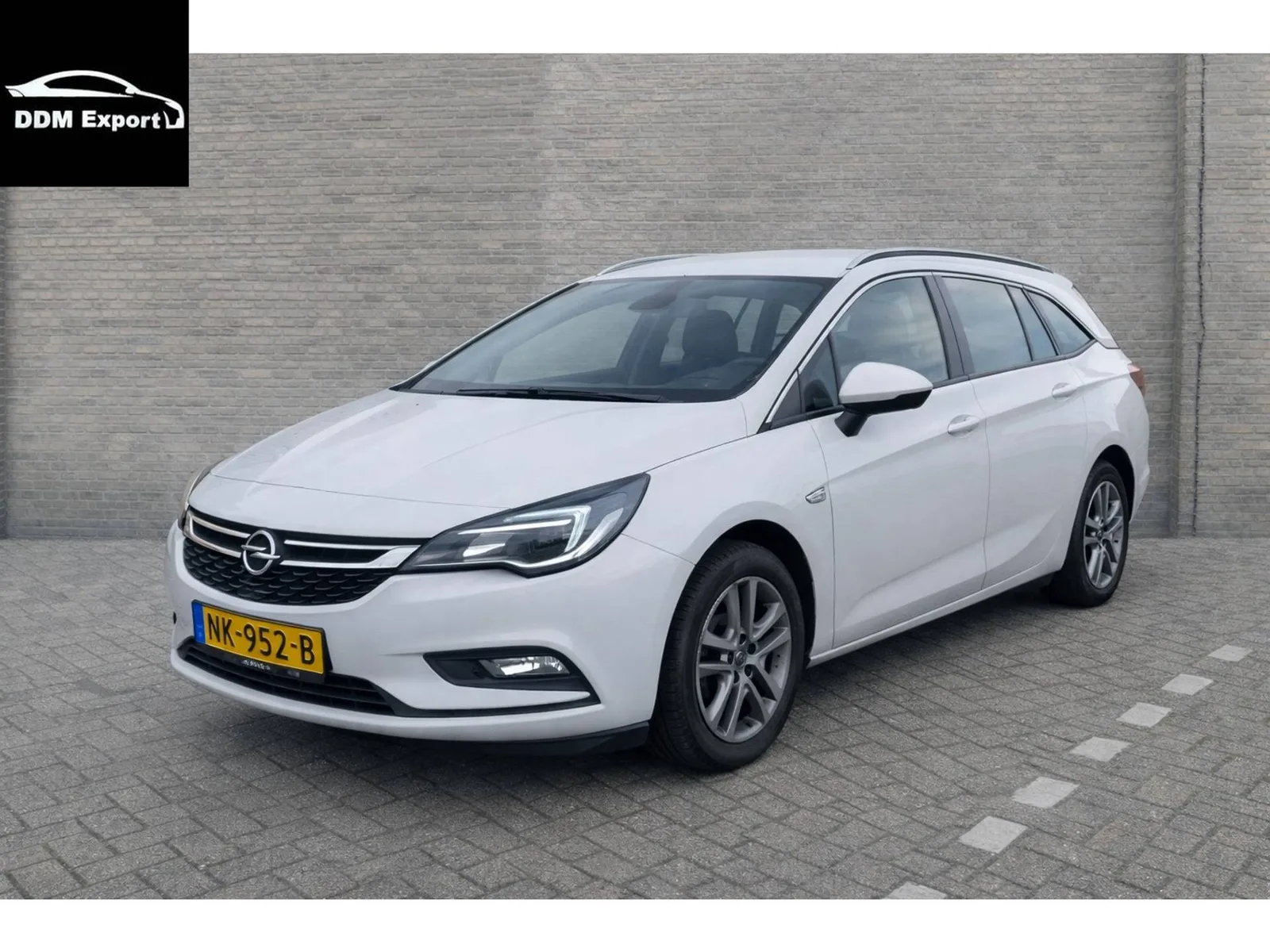 Opel Astra (2017) — foto 1