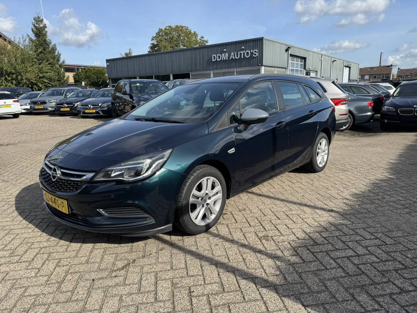 Opel Astra (2018) — foto 1