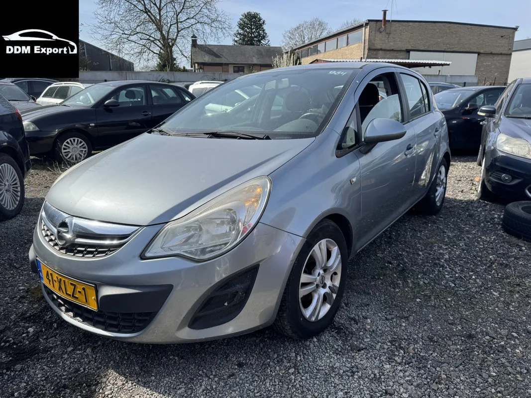 Opel Corsa (2012) — foto 1