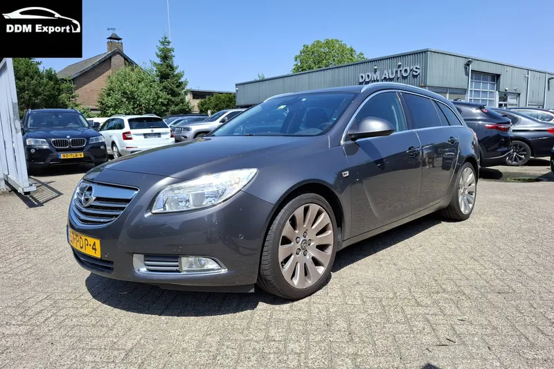 Opel Insignia (2011)