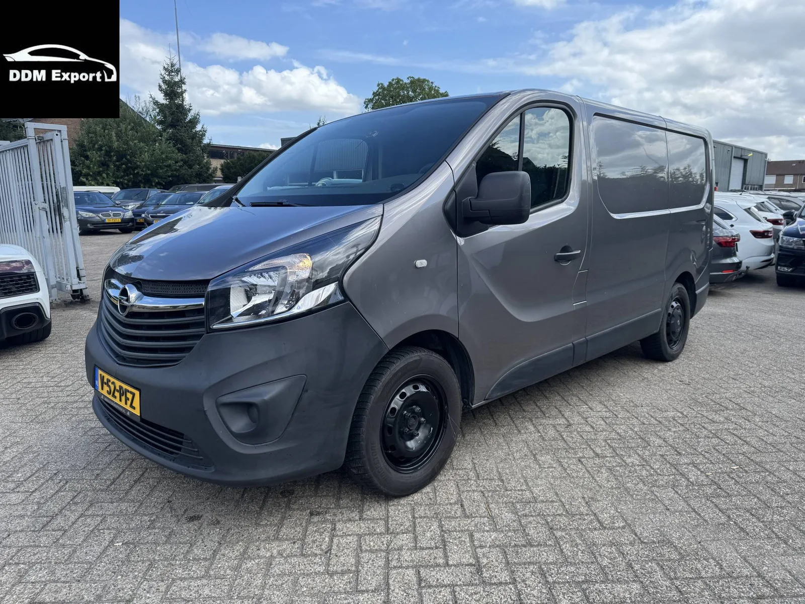 Opel Vivaro (2015) — foto 1