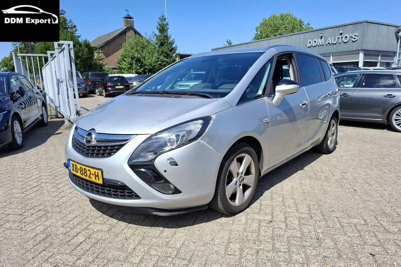 Opel Zafira Tourer (2012)