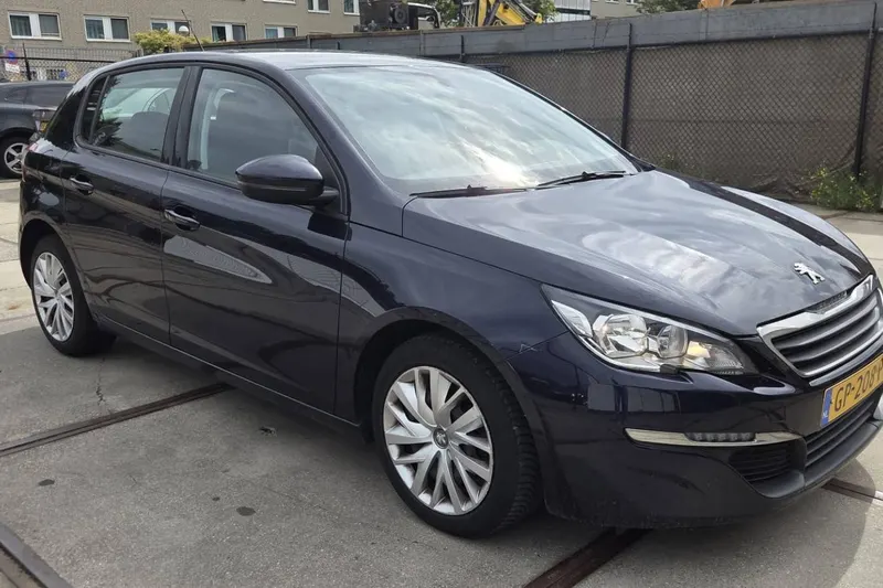 Peugeot 308 (2015)