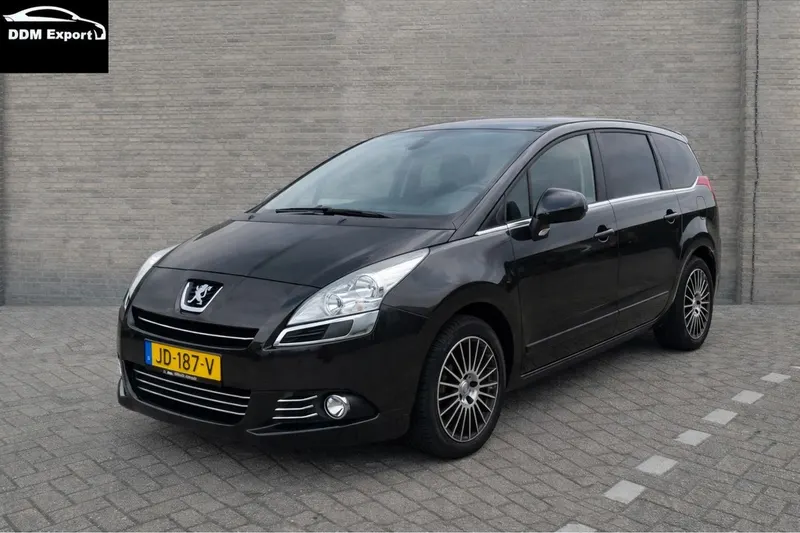Peugeot 5008 (2010)