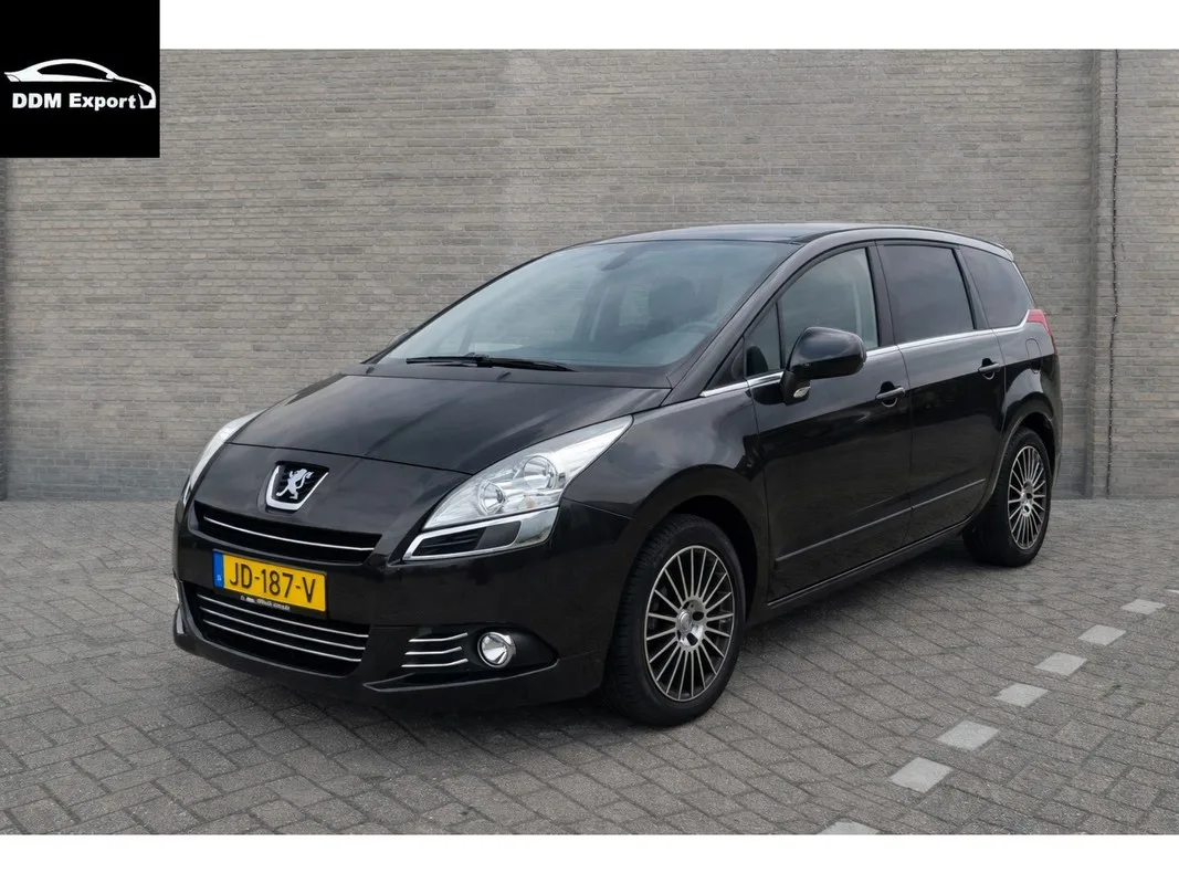 Peugeot 5008 (2010) — foto 1