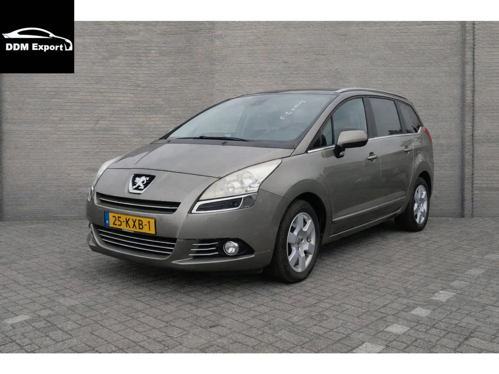Peugeot 5008 (2010) — foto 1